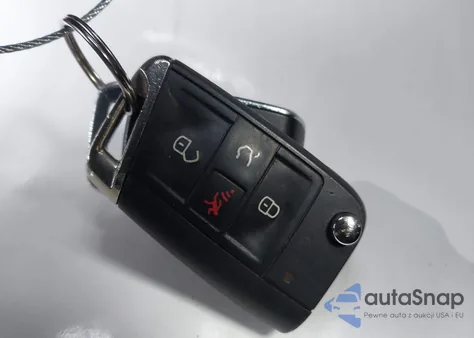 2021 Volkswagen Tiguan 2.0T Se/2.0T Se R-Line Black/2.0T Sel from USA, damaged, VIN 3VV3B7AXXMM027285